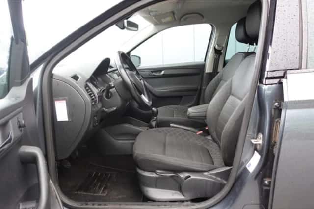Škoda Fabia (2015) thumbnail 5
