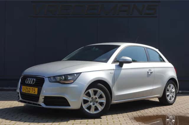 Audi A1 (2011) thumbnail 1