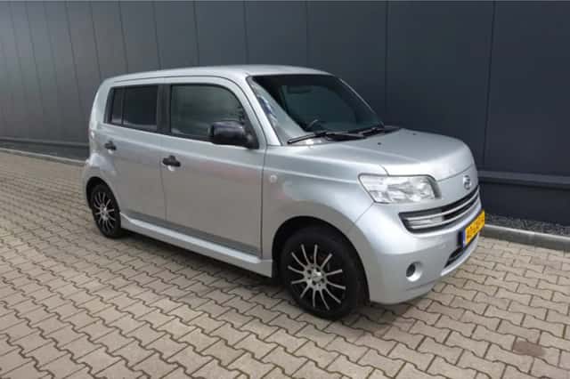 Daihatsu Materia (2008) thumbnail 3