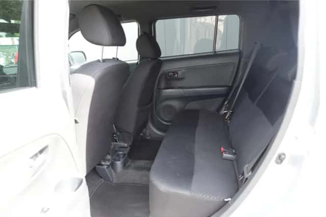 Daihatsu Materia (2008) thumbnail 6