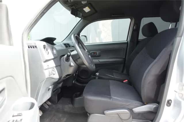 Daihatsu Materia (2008) thumbnail 5
