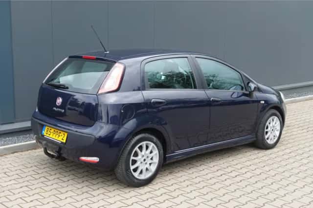 Fiat Punto (2011) thumbnail 3