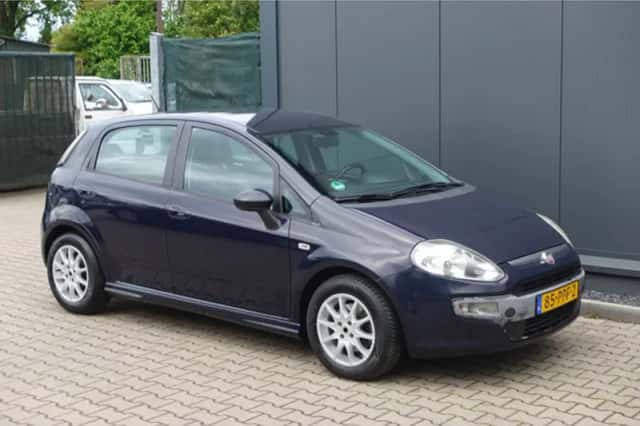 Fiat Punto (2011) thumbnail 4