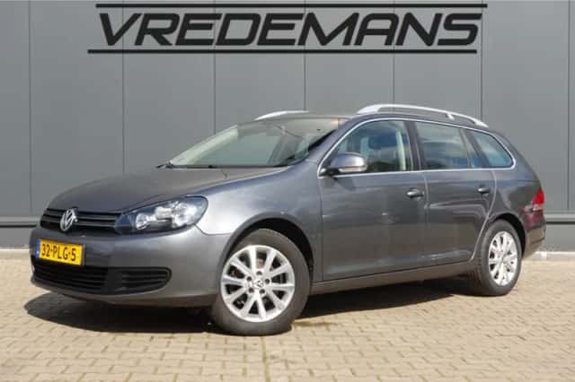 Volkswagen Golf (2011) thumbnail 1