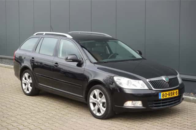 Škoda Octavia (2011) thumbnail 4