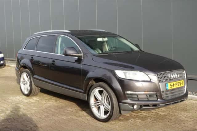 Audi Q7 (2006) thumbnail 5