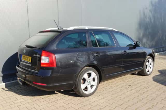 Škoda Octavia (2011) thumbnail 3