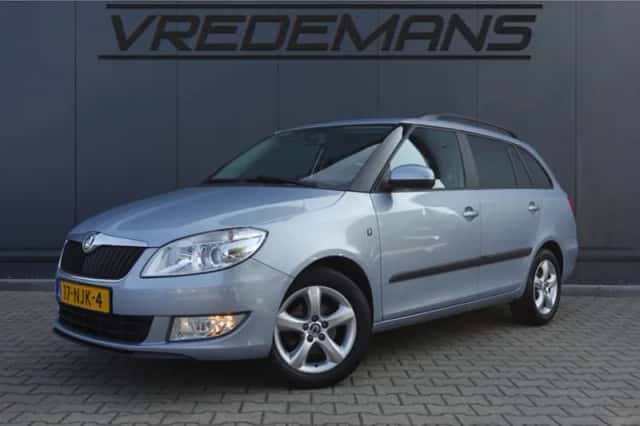 Škoda Fabia (2010) thumbnail 1