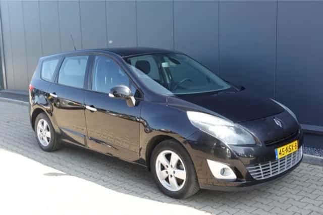 Renault Grand Scénic (2010) thumbnail 4
