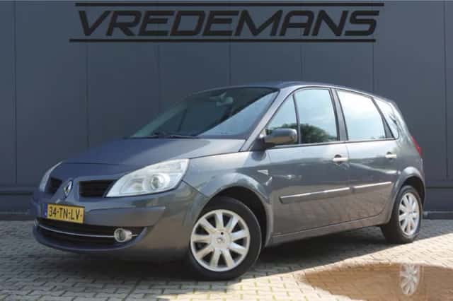 Renault Scénic (2006) thumbnail 1