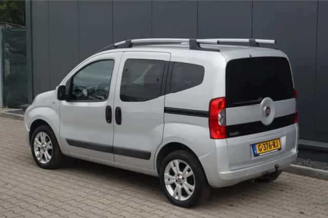 Fiat Qubo (2015) thumbnail 2