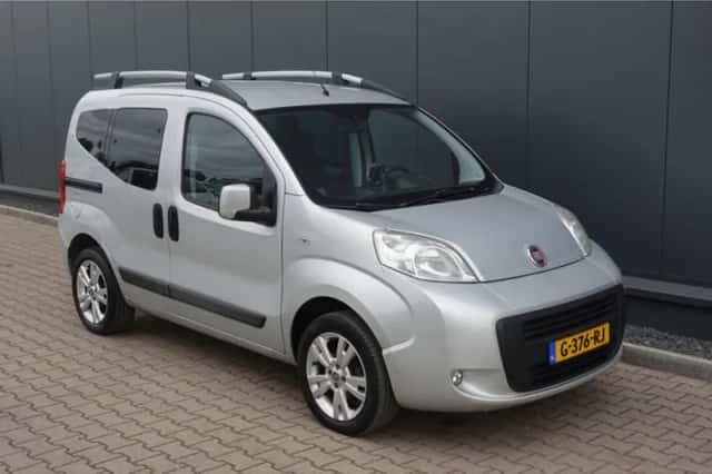 Fiat Qubo (2015) thumbnail 4