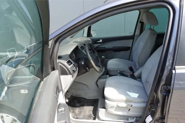 Ford Focus (2007) thumbnail 5