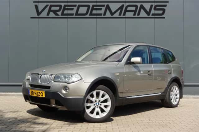 BMW X3 (2009) thumbnail 1