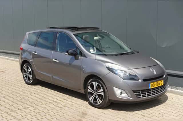 Renault Grand Scénic (2012) thumbnail 4