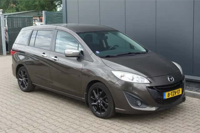 Mazda 5 (2014) thumbnail 4