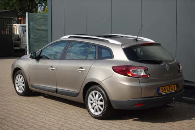 Renault Mégane (2010) thumbnail 2