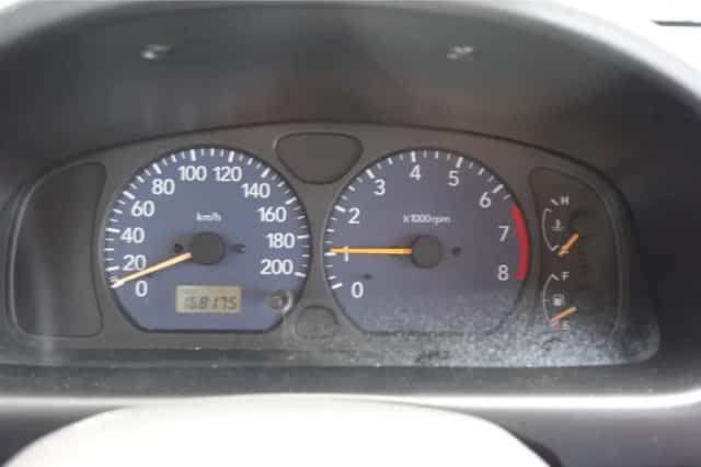 Suzuki Ignis (2002) thumbnail 6