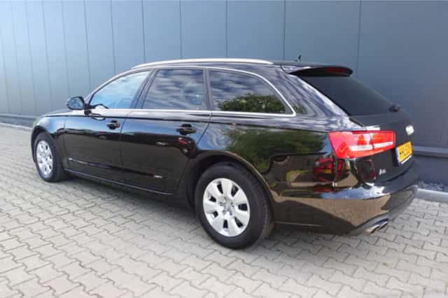 Audi A6 (2012) thumbnail 2