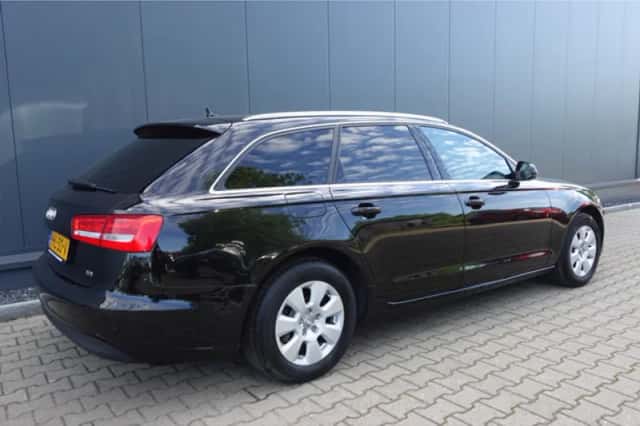 Audi A6 (2012) thumbnail 3