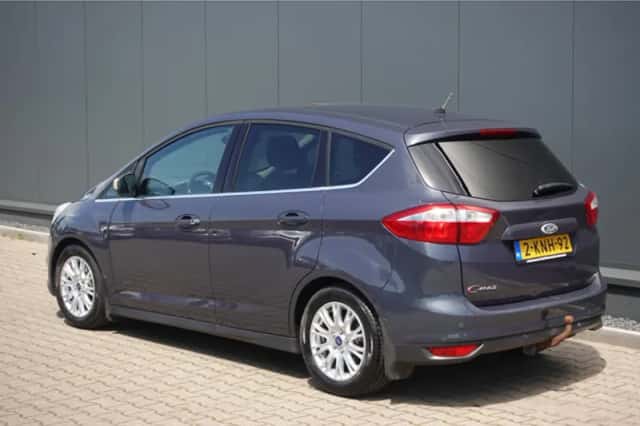 Ford C-Max (2012) thumbnail 2