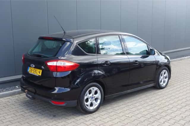 Ford C-Max (2012) thumbnail 3
