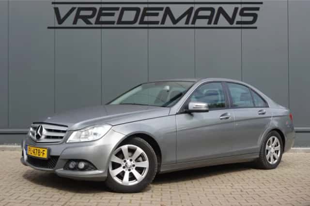 Mercedes-Benz C-Klasse (2013) thumbnail 1