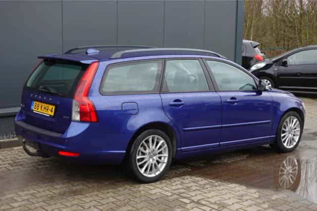 Volvo V50 (2009) thumbnail 3