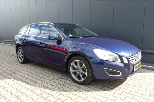 Volvo V60 (2012) thumbnail 4