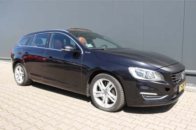 Volvo V60 (2013) thumbnail 4