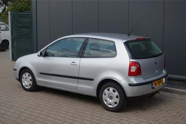 Volkswagen Polo (2002) thumbnail 2