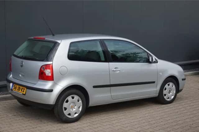 Volkswagen Polo (2002) thumbnail 3