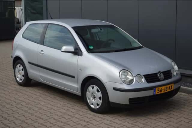 Volkswagen Polo (2002) thumbnail 4