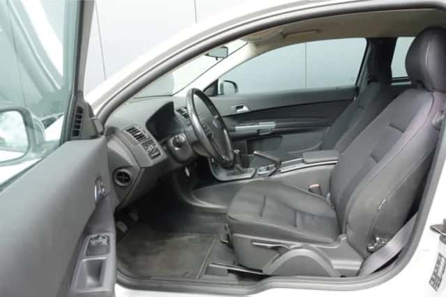 Volvo C30 (2010) thumbnail 5
