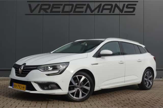 Renault Mégane (2018) thumbnail 1