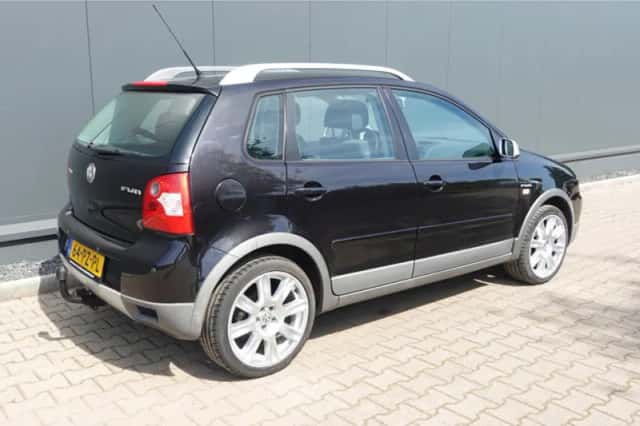 Volkswagen Polo (2005) thumbnail 3