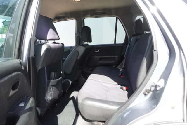 Honda CR-V (2004) thumbnail 6