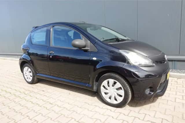 Toyota Aygo (2012) thumbnail 4