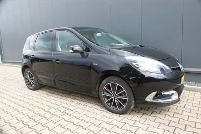 Renault Scénic (2013) thumbnail 4