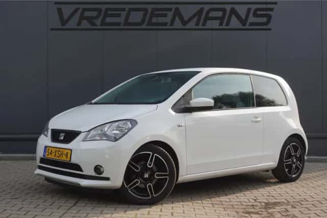 SEAT Mii (2012) thumbnail 1