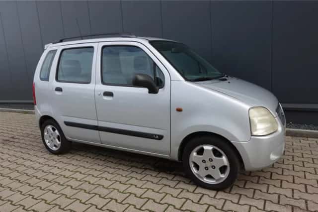 Suzuki Wagon R+ (2001) thumbnail 4