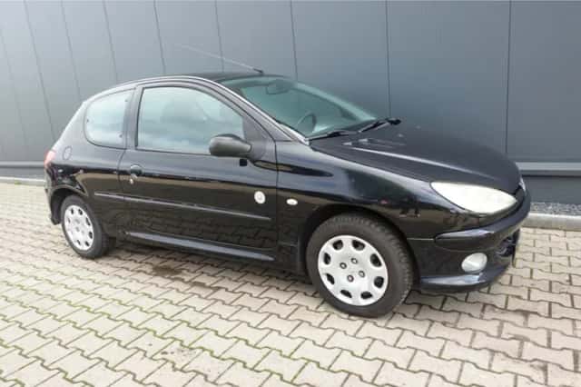 Peugeot 206 (2008) thumbnail 4