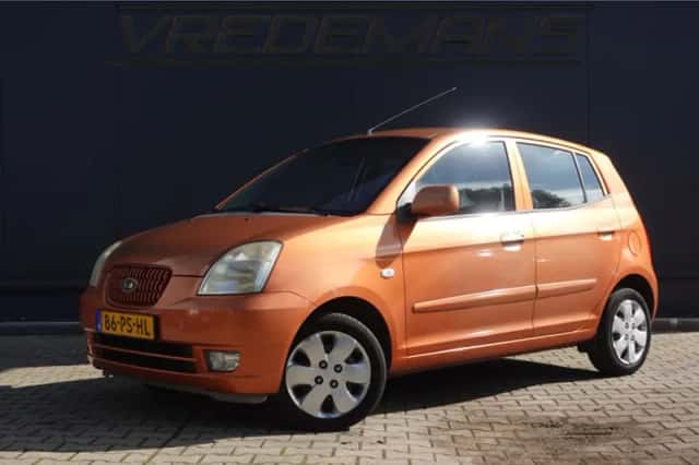 Kia Picanto (2004) thumbnail 1