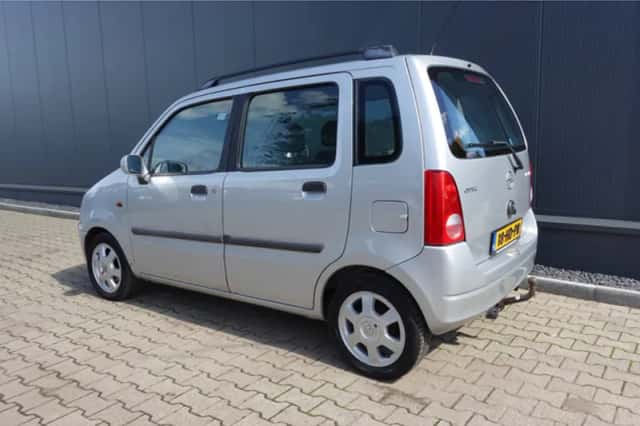 Opel Agila (2001) thumbnail 2