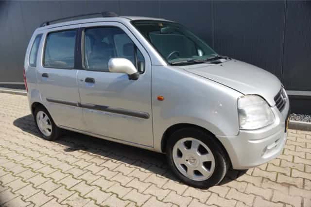 Opel Agila (2001) thumbnail 4