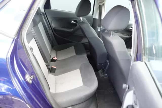 Volkswagen Polo (2011) thumbnail 6
