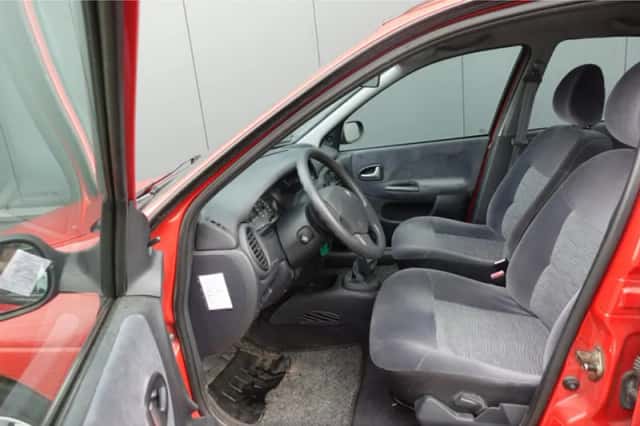 Renault Mégane (2002) thumbnail 5