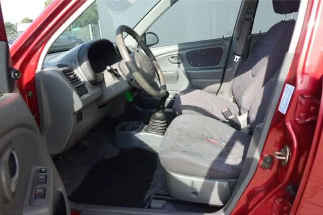 Suzuki Alto (2004) thumbnail 5