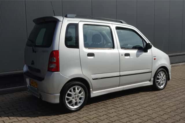 Suzuki Wagon R+ (2003) thumbnail 3