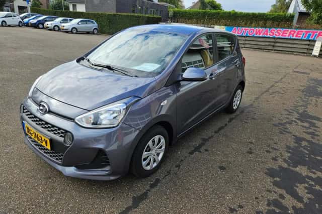Hyundai i10 (2019) thumbnail 4